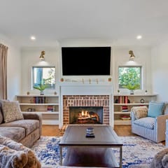 Stylish 4BR near Avondale Restaurants | Sleeps 10