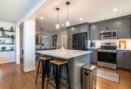 Family Retreat in Birmingham – 7BR/4BA