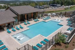 Resort Pool & Gym | 2 King Suites w/ Private Baths | 5 Min to Oak Mtn - Imagen 3