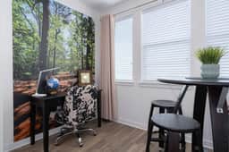 Resort Pool & Gym | 2 King Suites w/ Private Baths | 5 Min to Oak Mtn - Imagen 4