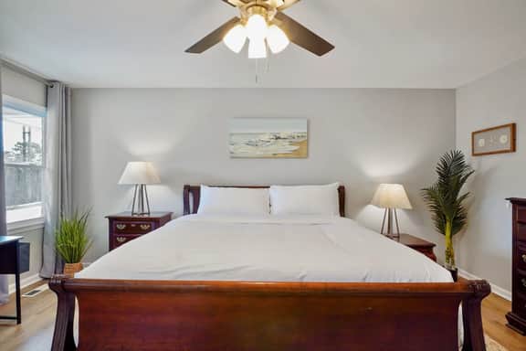 3 BR 2 BA Duplex near interstate