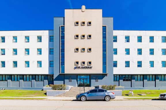 City Center Apartment - Free Parking & Great Views