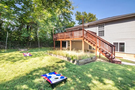 Family Retreat in Birmingham – 7BR/4BA