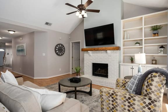 Hoover Townhouse|Great location|3 BR 3 Bath - Image 1