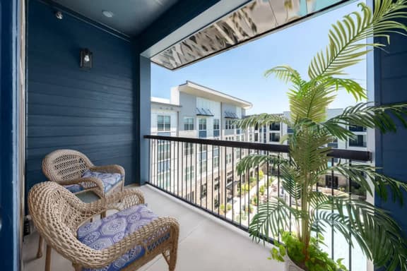 Luxury Apartment: Pool, Near Grandview Medical - Imagen 1