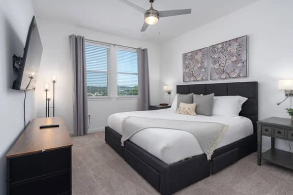 Pet-Friendly Getaway with Pool & Gym