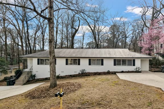 Vestavia 3 BR Convenient Location