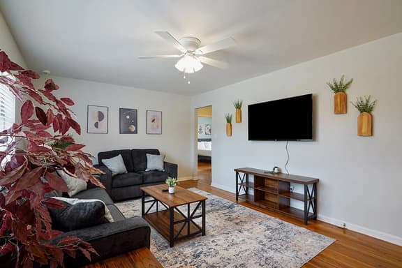 Vestavia 3 BR Great Location - Bild 1