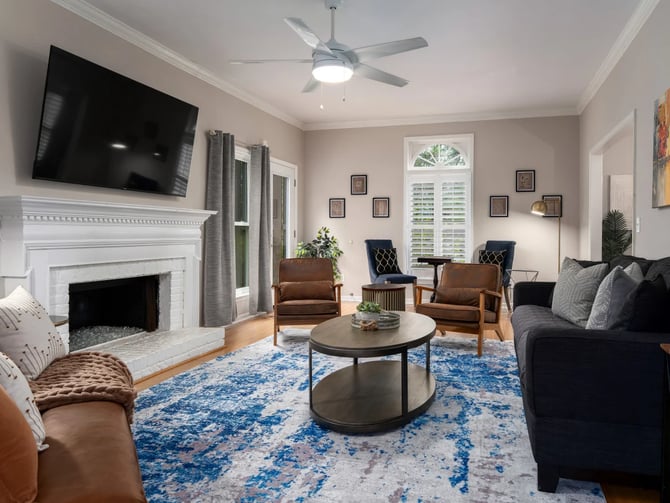 Living room of a furnished monthly rental in Vestavia Hills, Alabama